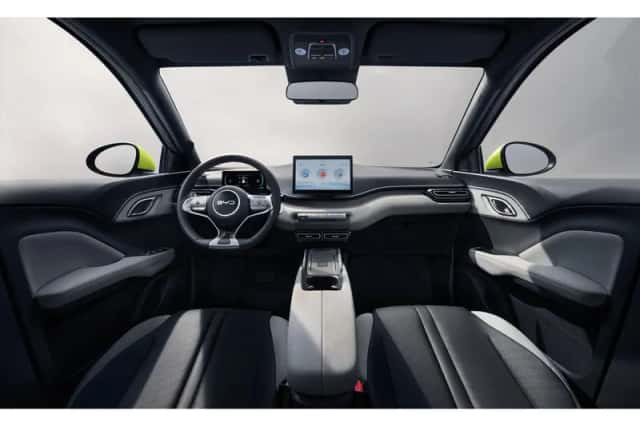BYD Dolphin (2026) thumbnail 5