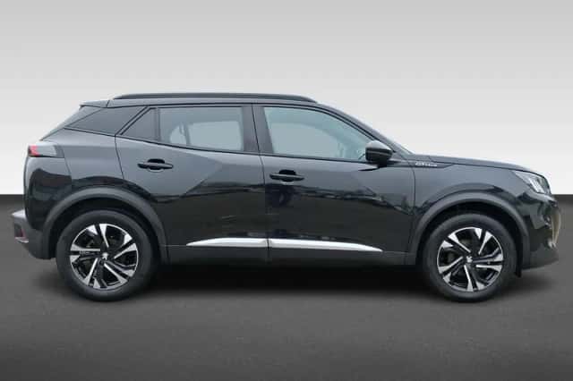 Peugeot 2008 (2020) thumbnail 5