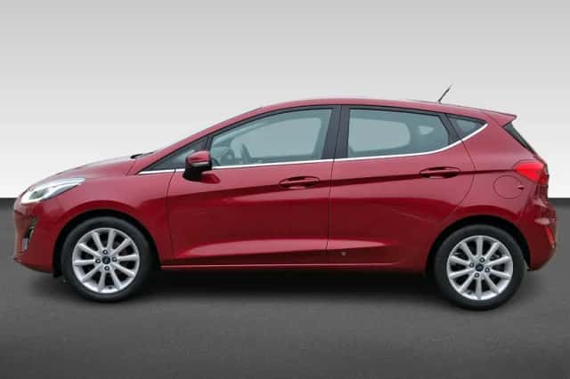 Ford Fiesta (2018) thumbnail 2