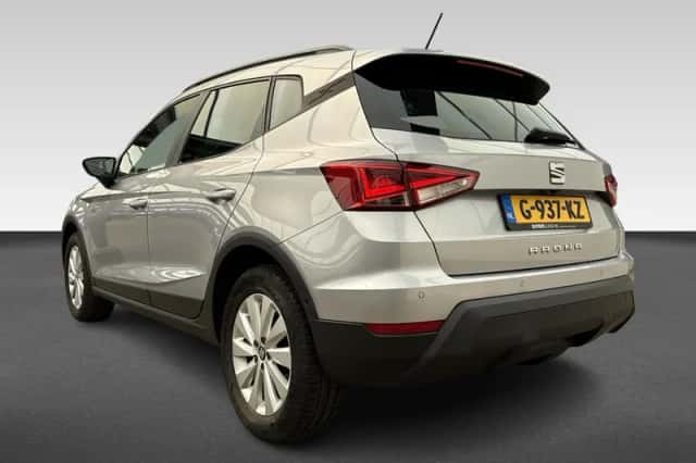 SEAT Arona (2019) thumbnail 3