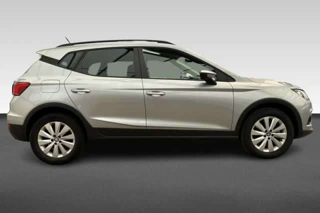SEAT Arona (2019) thumbnail 6