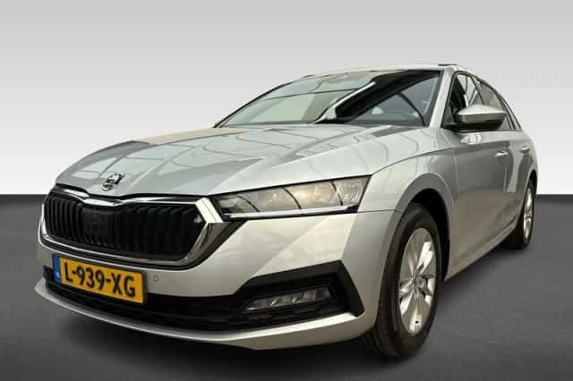 Škoda Octavia (2021) thumbnail 1
