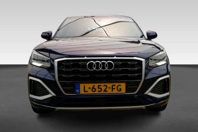 Audi Q2 (2021) thumbnail 4
