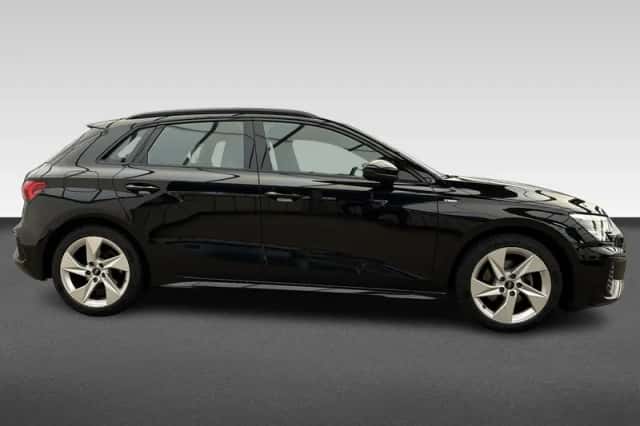 Audi A3 (2022) thumbnail 6
