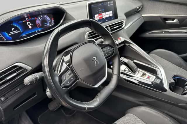 Peugeot 5008 (2020) thumbnail 4