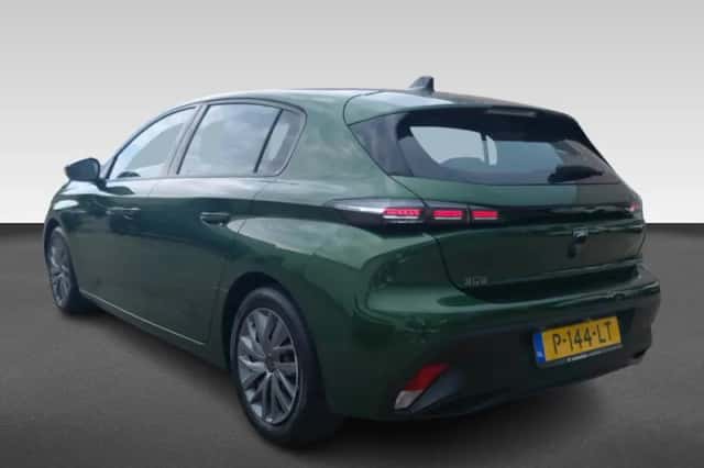 Peugeot 308 (2022) thumbnail 3