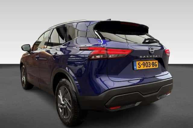 Nissan Qashqai (2023) thumbnail 4