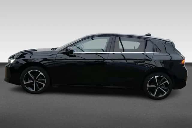 Opel Astra (2023) thumbnail 2