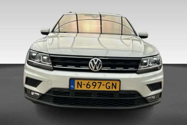 Volkswagen Tiguan (2017) thumbnail 4