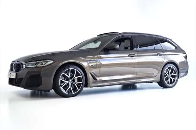 BMW 5-Serie (2023) thumbnail 1