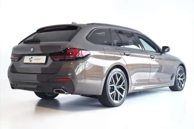 BMW 5-Serie (2023) thumbnail 2