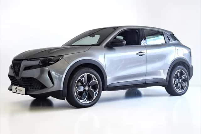 Alfa Romeo Junior (2025) thumbnail 1