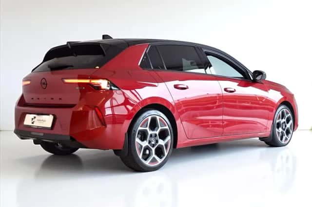 Opel Astra (2022) thumbnail 2