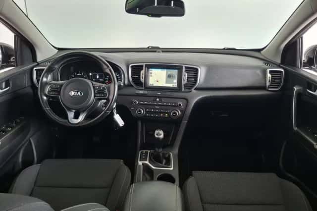 Kia Sportage (2016) thumbnail 4