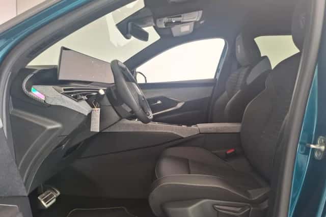 Peugeot 5008 (2025) thumbnail 3