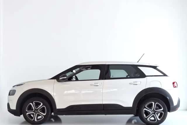 Citroën C4 (2023) thumbnail 4