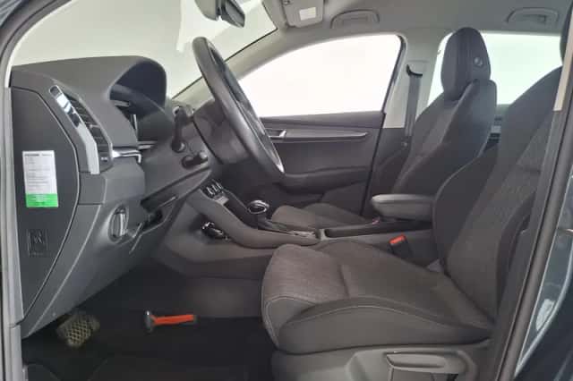 Škoda Karoq (2021) thumbnail 3