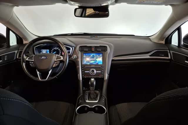 Ford Mondeo (2022) thumbnail 4
