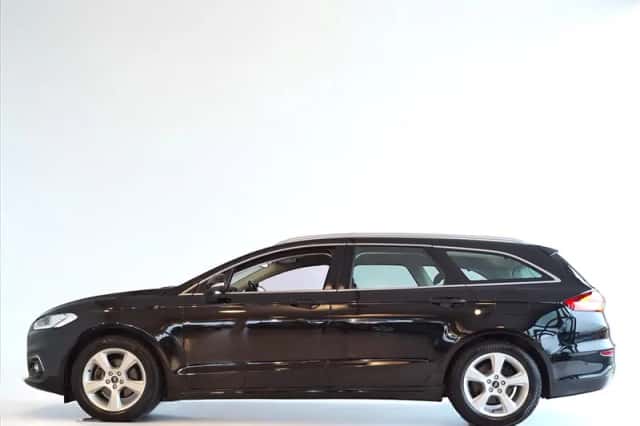 Ford Mondeo (2022) thumbnail 5