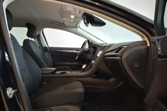 Ford Mondeo (2022) thumbnail 6