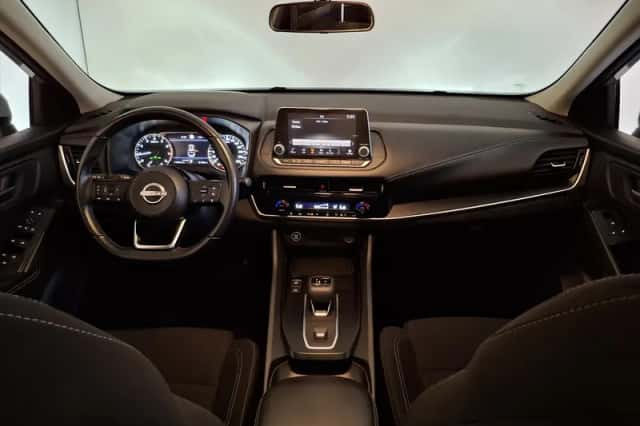 Nissan Qashqai (2023) thumbnail 4