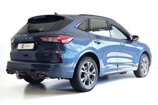 Ford Kuga (2021) thumbnail 2