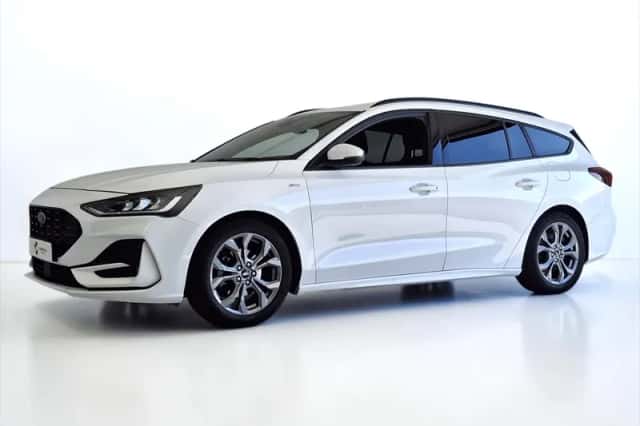 Ford Focus (2022) thumbnail 1