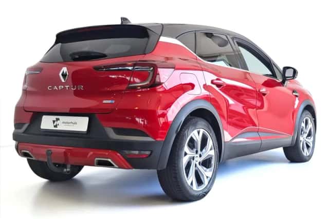 Renault Captur (2022) thumbnail 2