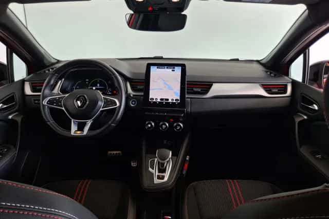 Renault Captur (2022) thumbnail 4