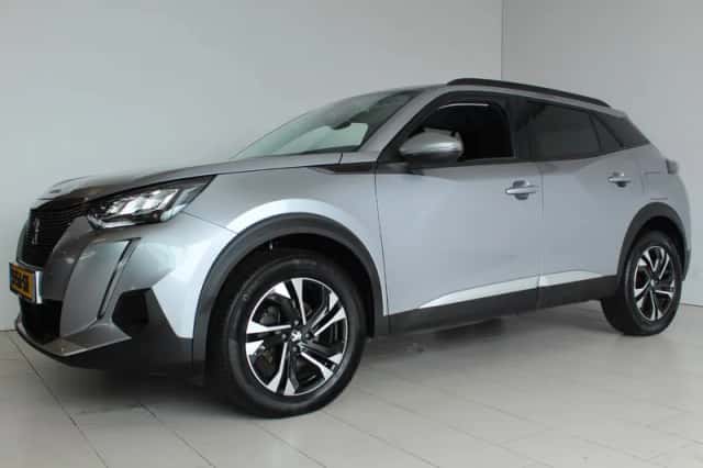 Peugeot 2008 (2021) thumbnail 2