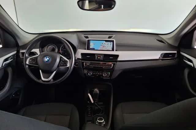 BMW X1 (2021) thumbnail 4