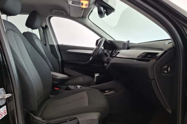 BMW X1 (2021) thumbnail 6