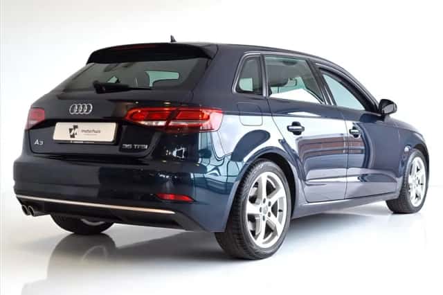 Audi A3 (2018) thumbnail 2