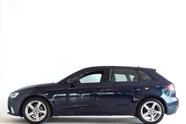 Audi A3 (2018) thumbnail 5