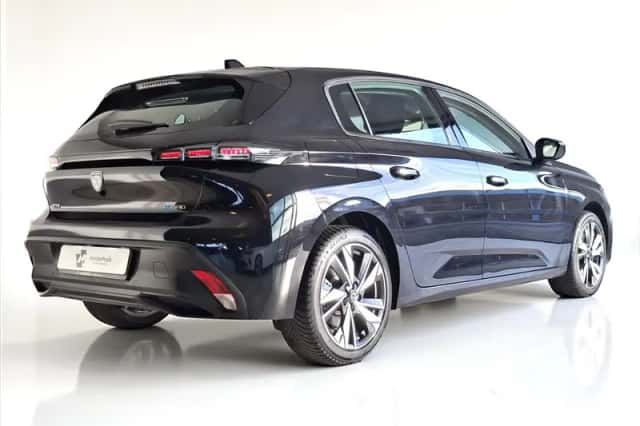 Peugeot 308 (2023) thumbnail 2