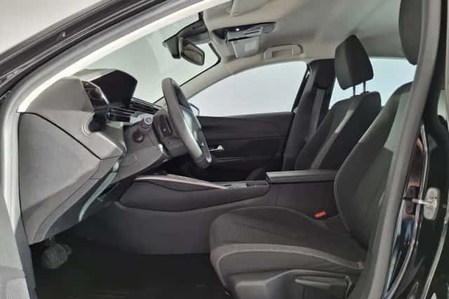 Peugeot 308 (2023) thumbnail 3