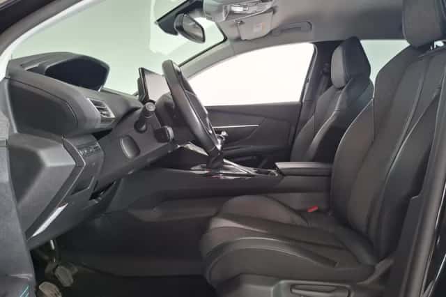Peugeot 3008 (2022) thumbnail 3