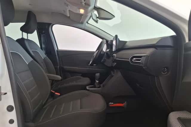 Dacia Sandero (2023) thumbnail 6