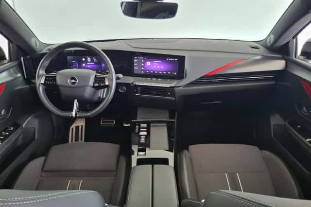Opel Astra (2022) thumbnail 4