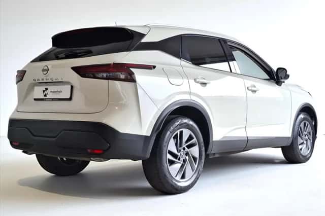 Nissan Qashqai (2023) thumbnail 2