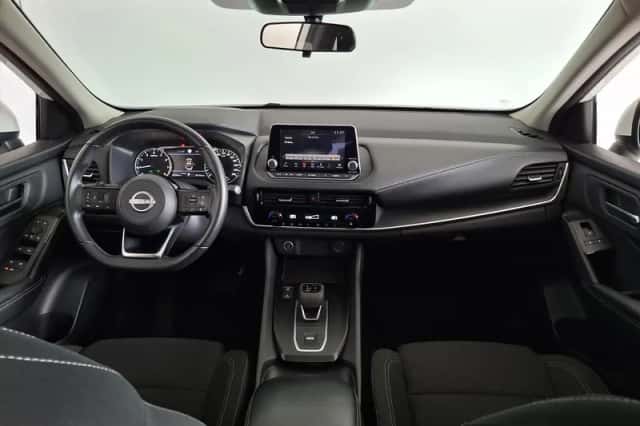 Nissan Qashqai (2023) thumbnail 4