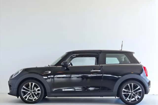 MINI Cooper (2019) thumbnail 5