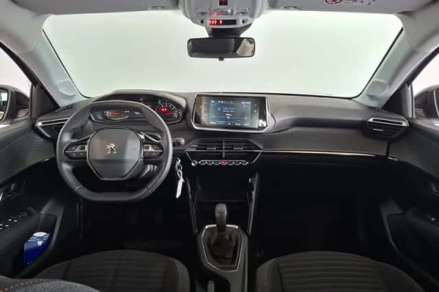 Peugeot 208 (2023) thumbnail 4