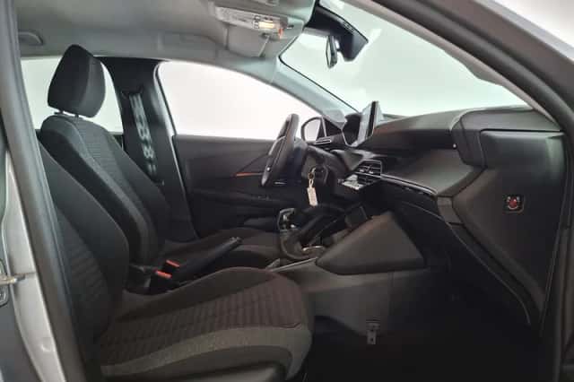 Peugeot 208 (2023) thumbnail 6