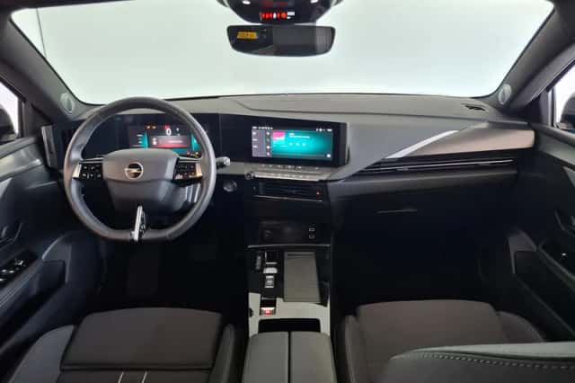 Opel Astra (2025) thumbnail 4
