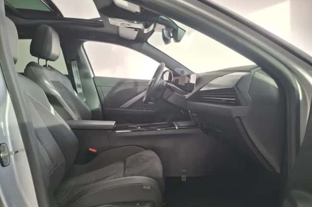 Opel Astra (2023) thumbnail 6