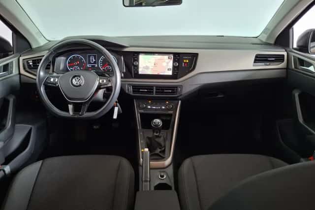 Volkswagen Polo (2021) thumbnail 4
