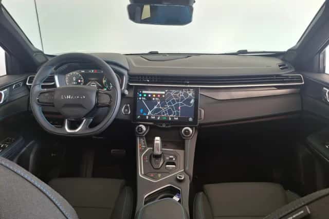 Lynk & Co 01 (2025) thumbnail 4
