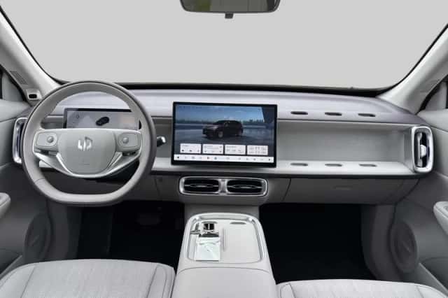 Leapmotor B10 (2026) thumbnail 5