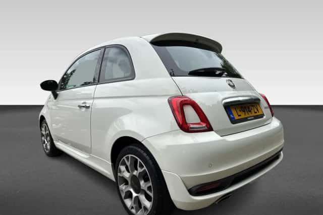 Fiat 500 (2021) thumbnail 3